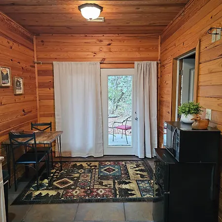 2 Min To Beaver Lakeking Bedfirepitjetted Tub Eureka Springs Exterior photo