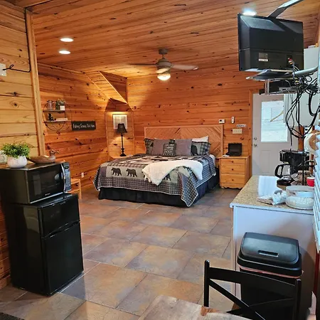 2 Min To Beaver Lakeking Bedfirepitjetted Tub Eureka Springs Exterior photo