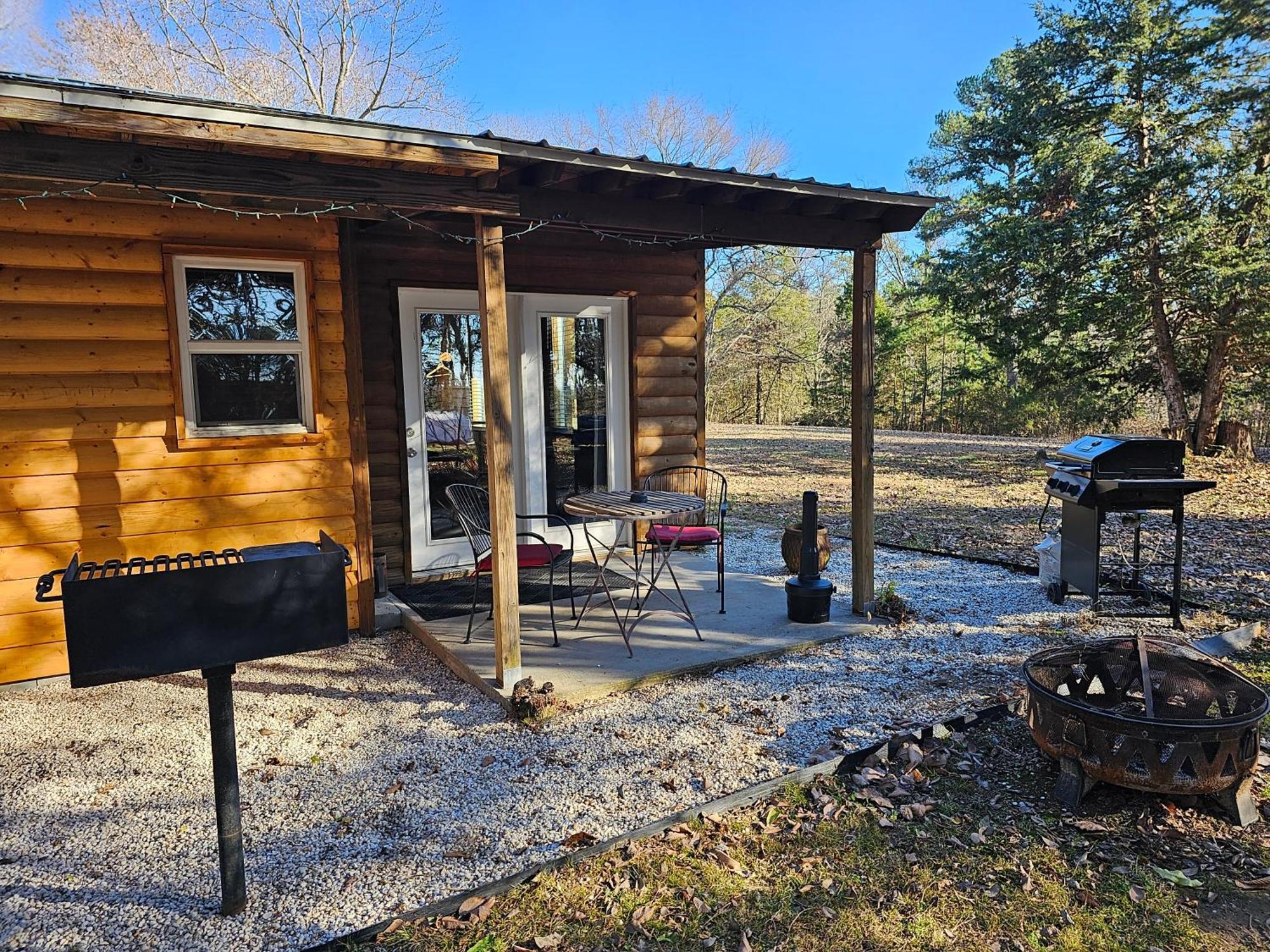 Apartment 2 Min To Beaver Lakeking Bedfirepitjetted Tub Eureka Springs